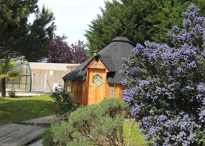 Atypique Kota Noah Location En Salle D'eau Privative A 20m Chalet