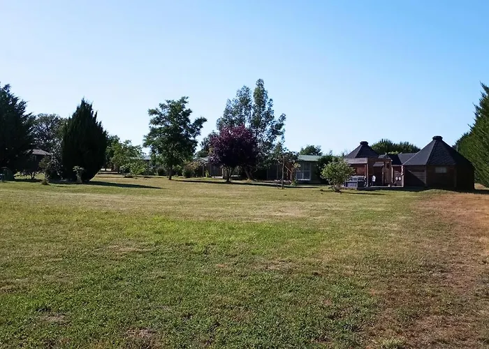 Chalet Atypique Kota Noah Location En Salle D'eau Privative A 20m